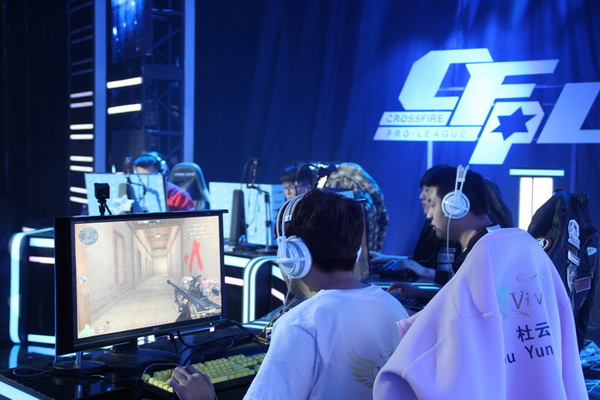 更有助于他 更有助于他