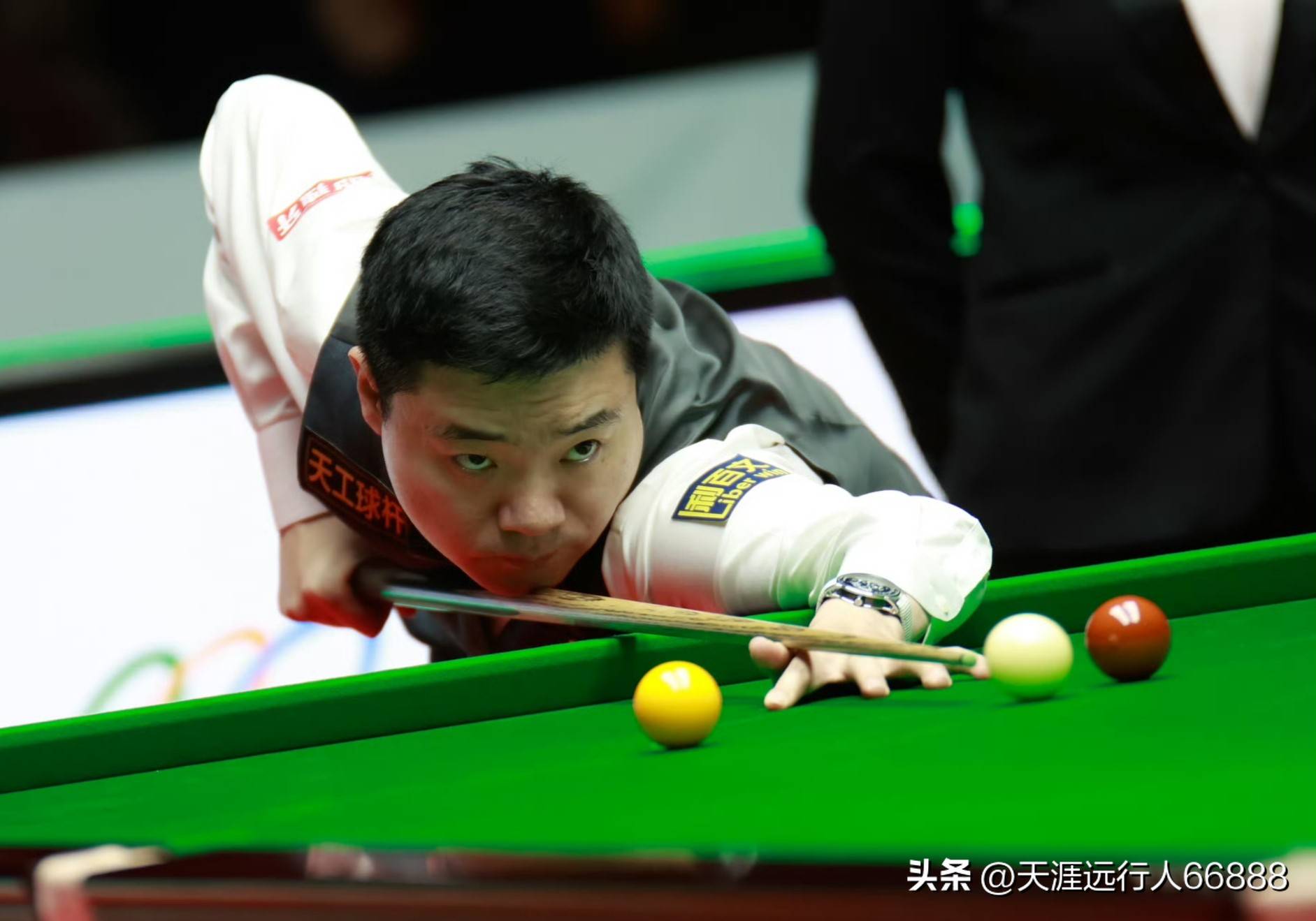 里程碑与詹 里程碑与詹