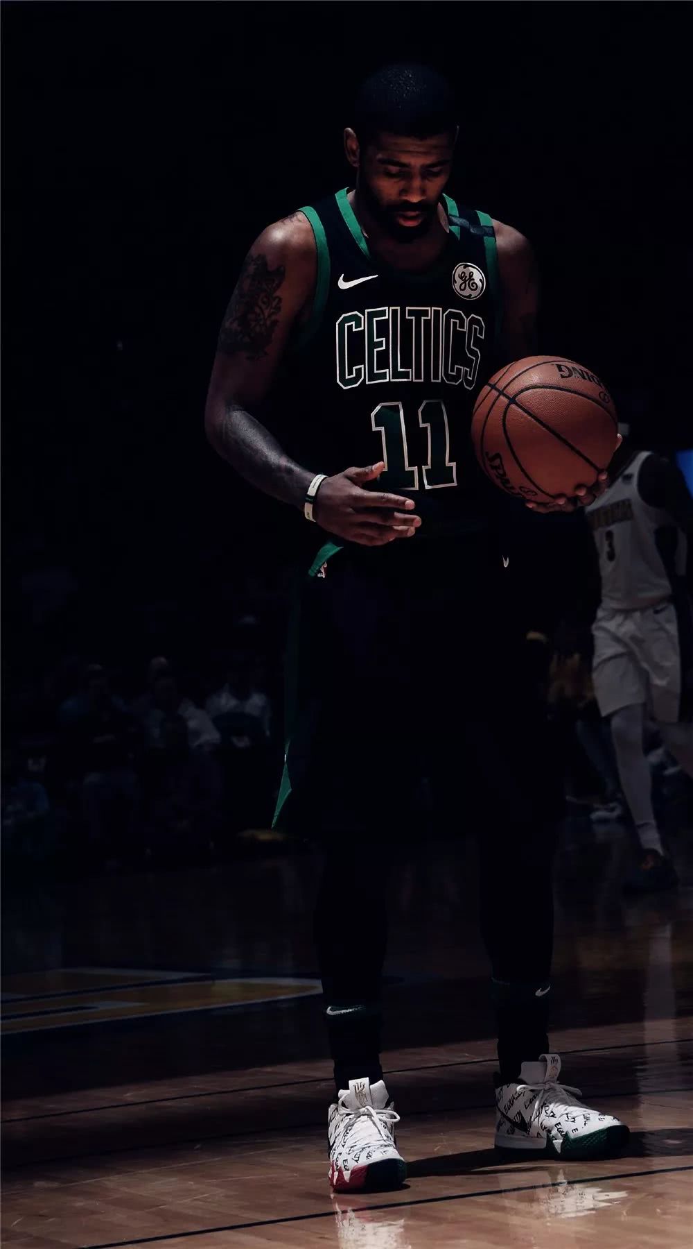 首席位的震 首席位的震